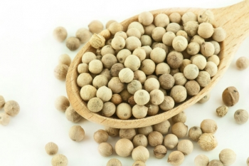 WHOLE WHITE PEPPER